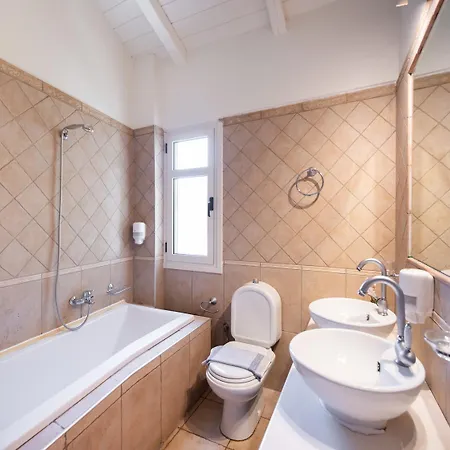 Votsalo Villa Sivota